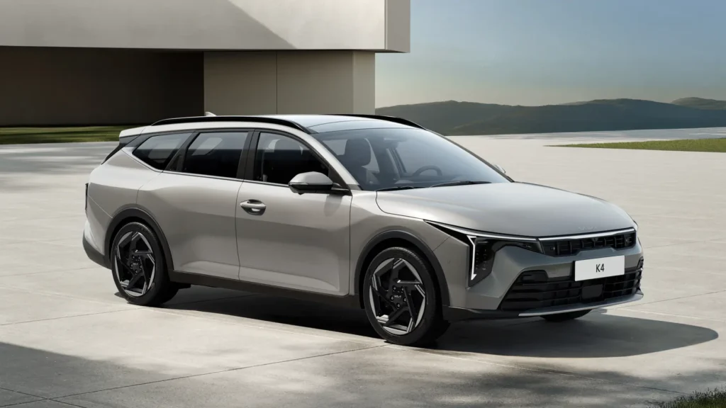 Kia Expands Compact Range with European Debut of K4 Sportswagon